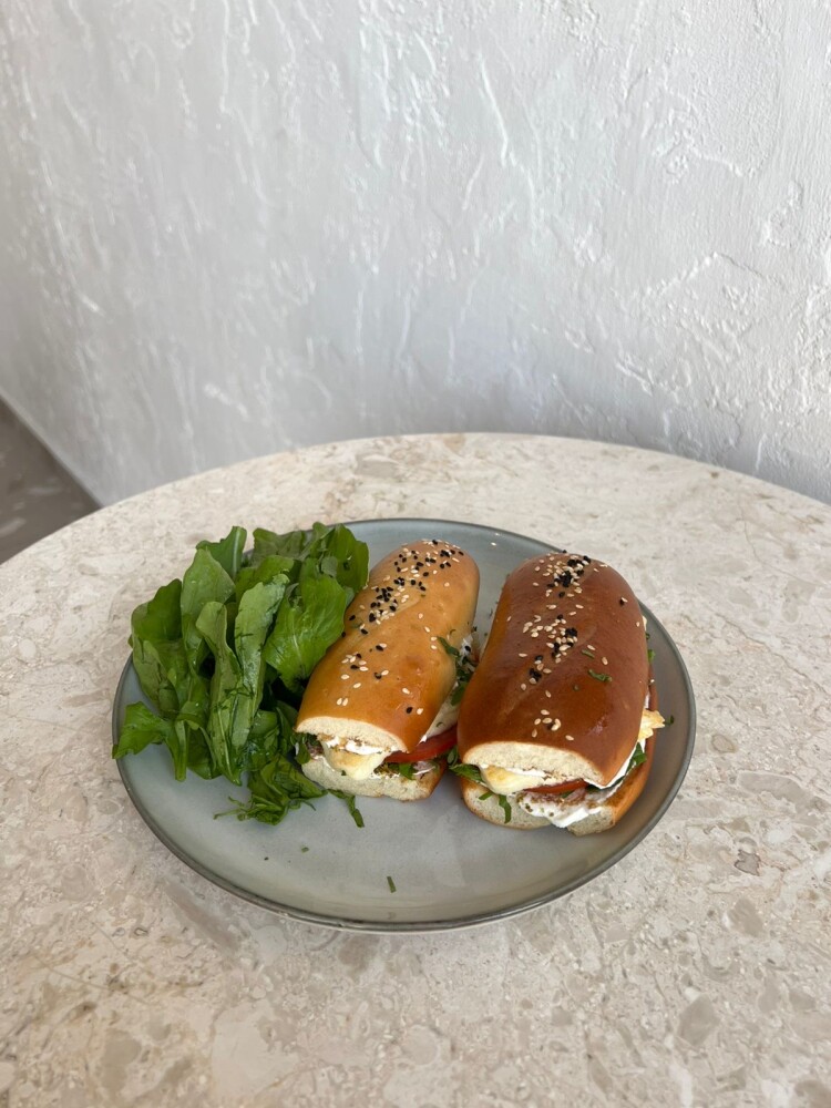 حلوم ساندويتش/ Halloum sandwich